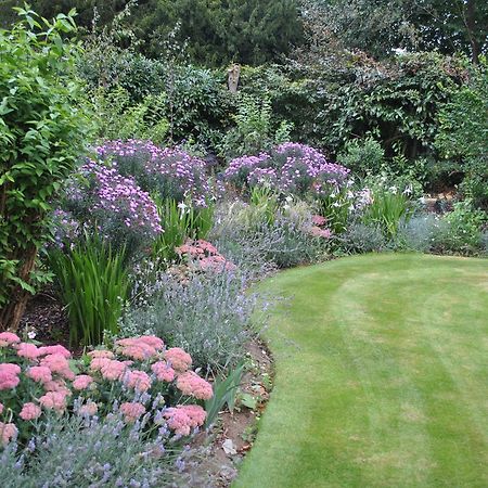Taylard House Bed & Breakfast Gamlingay ภายนอก รูปภาพ