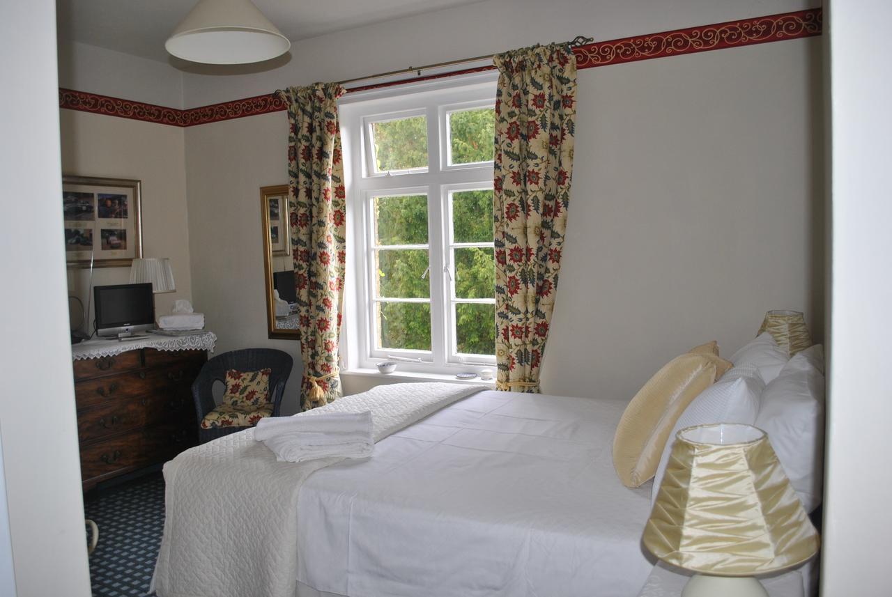 Taylard House Bed & Breakfast Gamlingay ภายนอก รูปภาพ